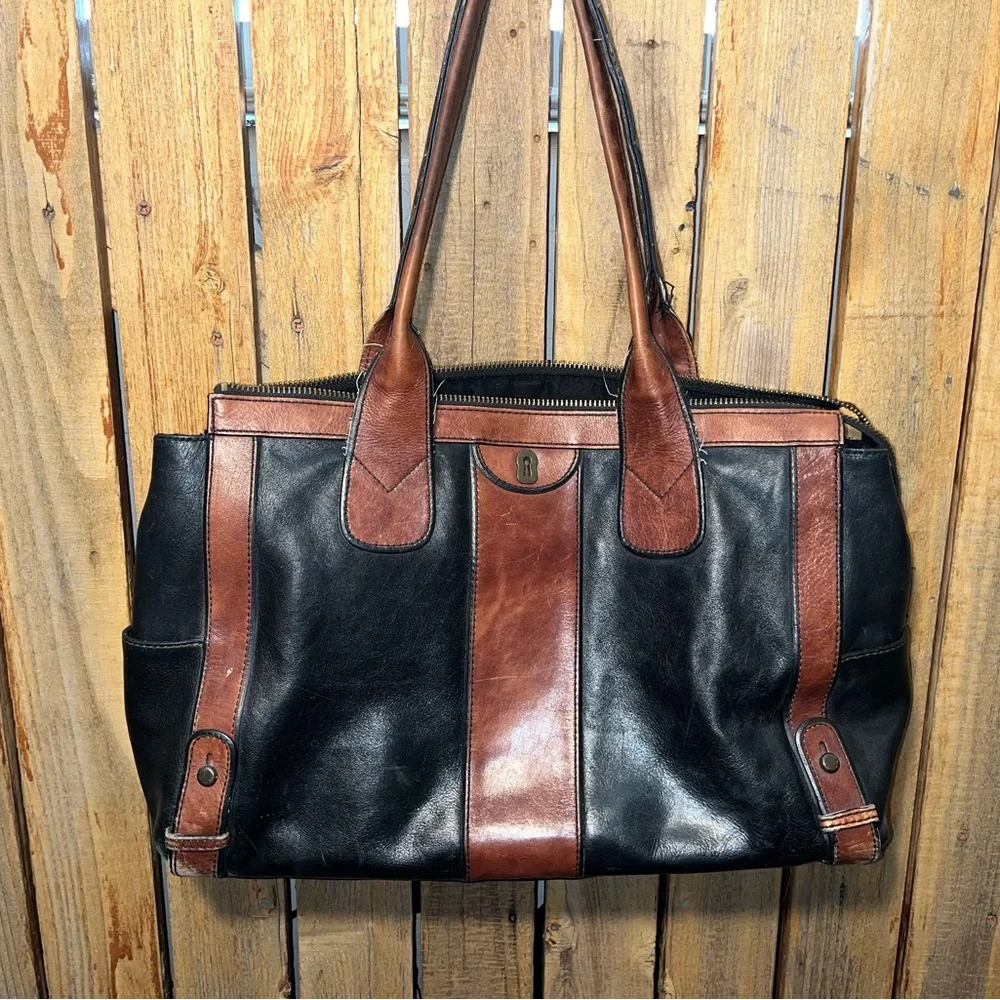 Fossil Black and Brown Leather Shoulder Bag